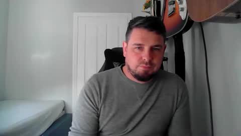 Snapshot of thomisfra chatting on October 22, 11:34 am thomisfra online show from October 22, 11:34 am