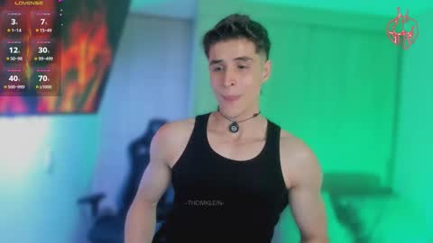 Thom Klein online show from March 3, 7:54 pm