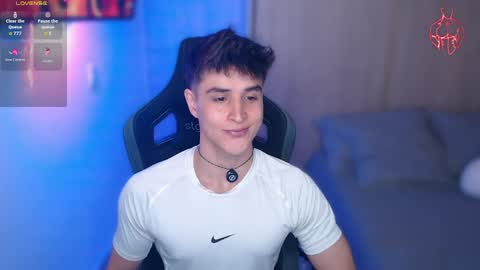 Thom Klein online show from March 27, 7:59 pm