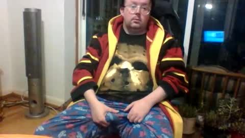 Thomsam88 check out my bio for loads of hot videos mmmmmmmmmm online show from December 18, 3:24 am