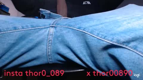 thor0200 online show from November 11, 6:04 am