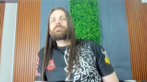 THE CAPTAIN online show from December 2, 6:38 pm