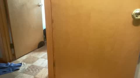 Snapshot of throatyygoat chatting on September 11, 7:26 pm throatyygoat online show from September 11, 7:26 pm