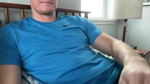 Throbbinhood online show from November 28, 8:38 pm