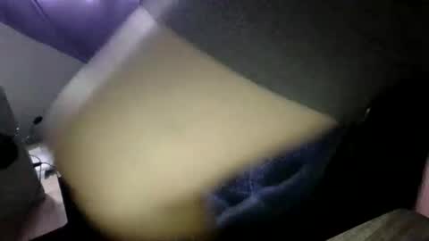 thssguy32 online show from November 14, 9:05 pm