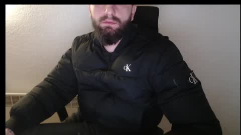 HugeJuicy online show from December 8, 5:50 am