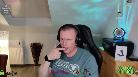 Snapshot of thunderbird02 chatting on January 25, 6:46 pm Follow me Sgame por favor online show from January 25, 6:46 pm