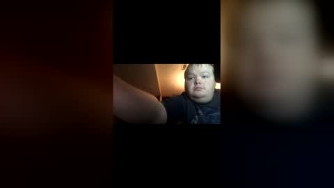 thunderbird2696 online show from December 15, 7:26 am