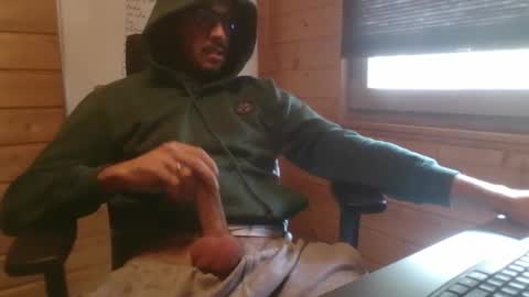 toobigcockforonegirl online show from October 6, 8:10 am