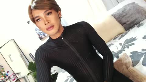 Sam online show from February 10, 5:25 am