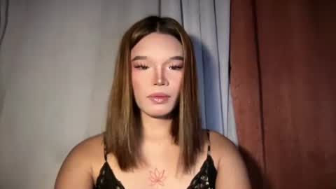 Ms. Tiara online show from April 4, 5:25 am