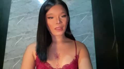 Ms. Tiara online show from June 4, 5:13 am