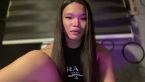 Ms. Tiara online show from December 1, 12:36 pm