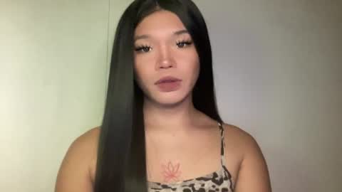Ms. Tiara online show from July 3, 12:32 pm
