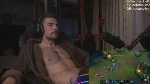 tickle_my_pickle07 online show from December 7, 2:08 pm