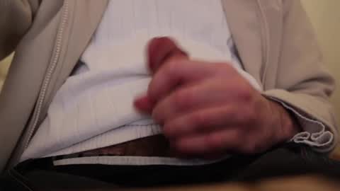 Tic online show from December 26, 7:49 pm