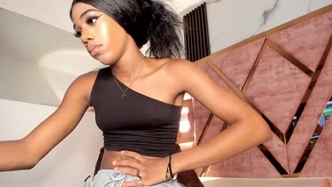 Tifanny online show from September 19, 7:06 pm