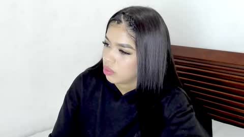 tifanymonroehot online show from November 13, 10:40 am