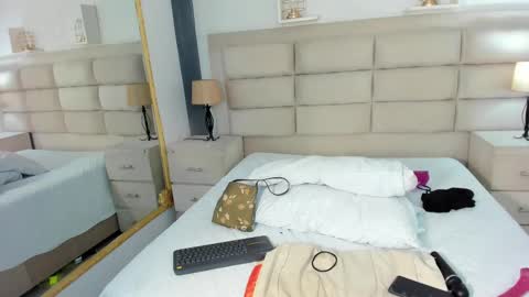 Snapshot of tifanytaylor1_ chatting on February 22, 8:50 am TIFF online show from February 22, 8:50 am