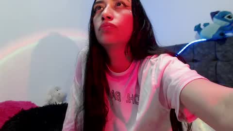 Snapshot of tiffani_hott_ chatting on October 23, 4:36 am TIFANI online show from October 23, 4:36 am