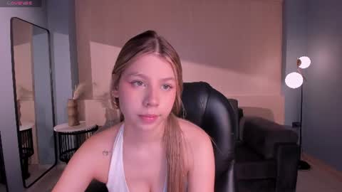 Tiffanny Sins online show from June 13, 4:34 am