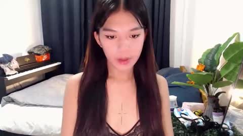 tiffany_amberx online show from April 5, 4:15 pm