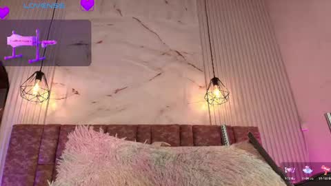 tiffany_johnson111 online show from July 28, 8:52 pm