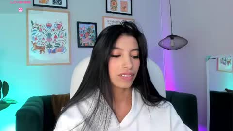 tiffany_low online show from June 22, 3:19 pm