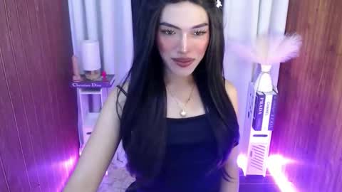 tiffany online show from December 14, 11:11 pm