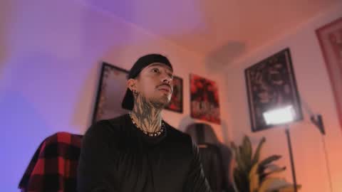 Chris online show from April 13, 11:03 am