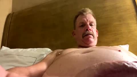 hotfirman92 online show from April 1, 1:01 pm