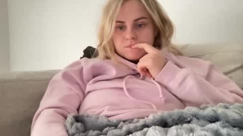 Lexi online show from September 25, 4:52 am