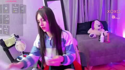 tiinajonus_ online show from July 13, 4:05 am