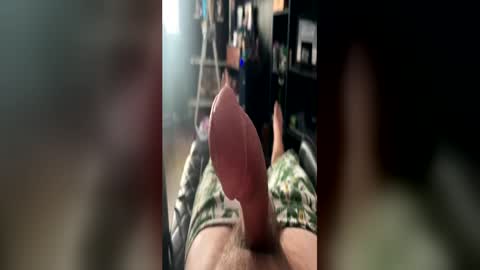 tikiguy420 online show from June 11, 9:35 pm