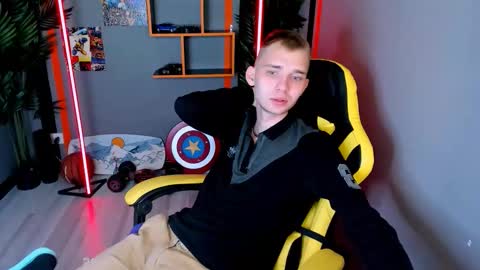 Tim online show from October 17, 9:30 pm