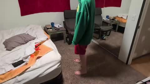 timberelove online show from April 24, 4:36 am