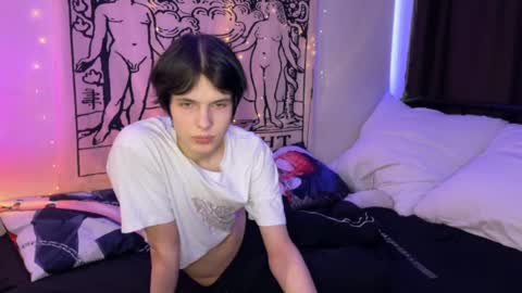 timi_moon online show from February 19, 10:34 am