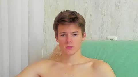 Snapshot of timytwinkboy chatting on October 18, 8:02 pm Tim online show from October 18, 8:02 pm