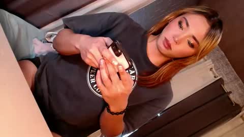 Tina online show from March 26, 10:53 am