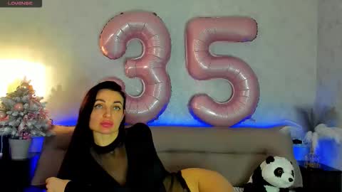 Tina online show from December 5, 12:36 pm