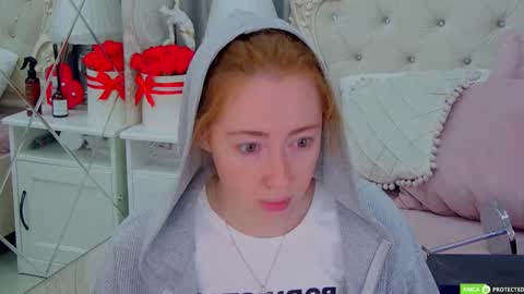 Tina online show from September 26, 4:20 am