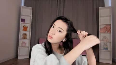 Tina online show from November 5, 6:37 am