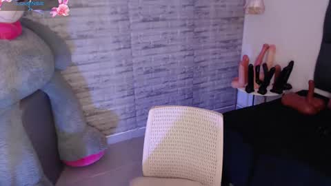 Tinna Goddess online show from November 18, 4:21 pm