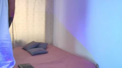 TINNY AND CANDY online show from March 14, 4:33 pm