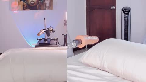 Hey Im Annie  online show from October 23, 9:37 pm