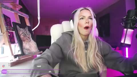 stage Kylie Sinner  brand CLITBAIT online show from March 4, 10:51 pm