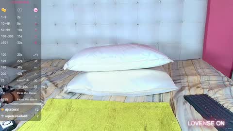 LITTLE MIKAELA   online show from December 14, 6:24 am