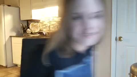 tinywithtiddies online show from November 6, 1:03 pm