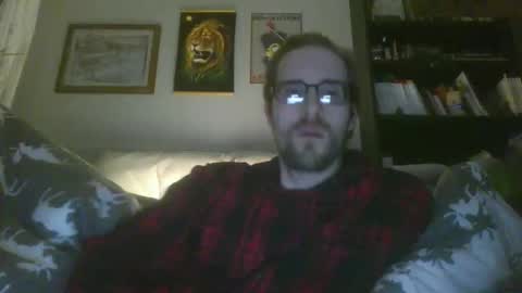 titlovercums online show from February 3, 3:37 am