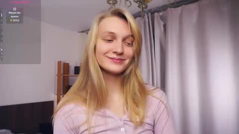 Mary online show from December 17, 6:31 am